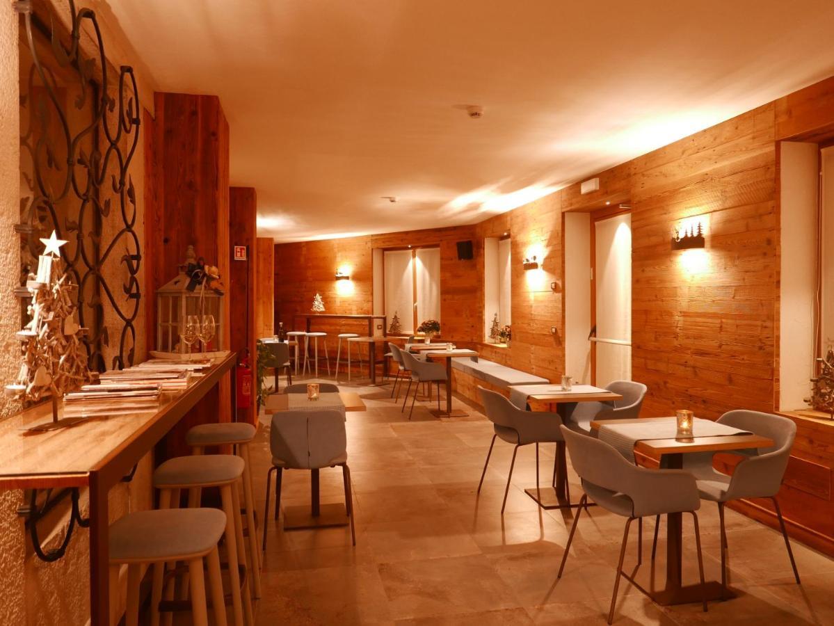 Hotel Paradiso أسياجو المظهر الخارجي الصورة