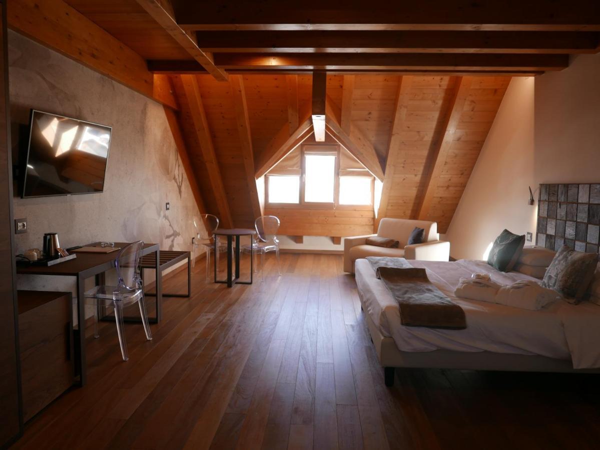 Hotel Paradiso أسياجو المظهر الخارجي الصورة