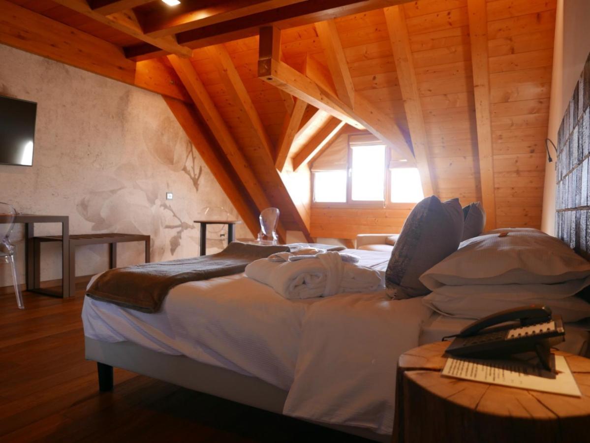 Hotel Paradiso أسياجو المظهر الخارجي الصورة